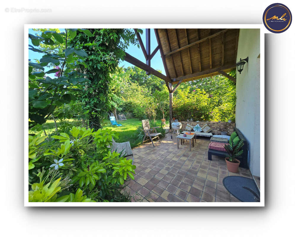 Maison à SAVONNIERES