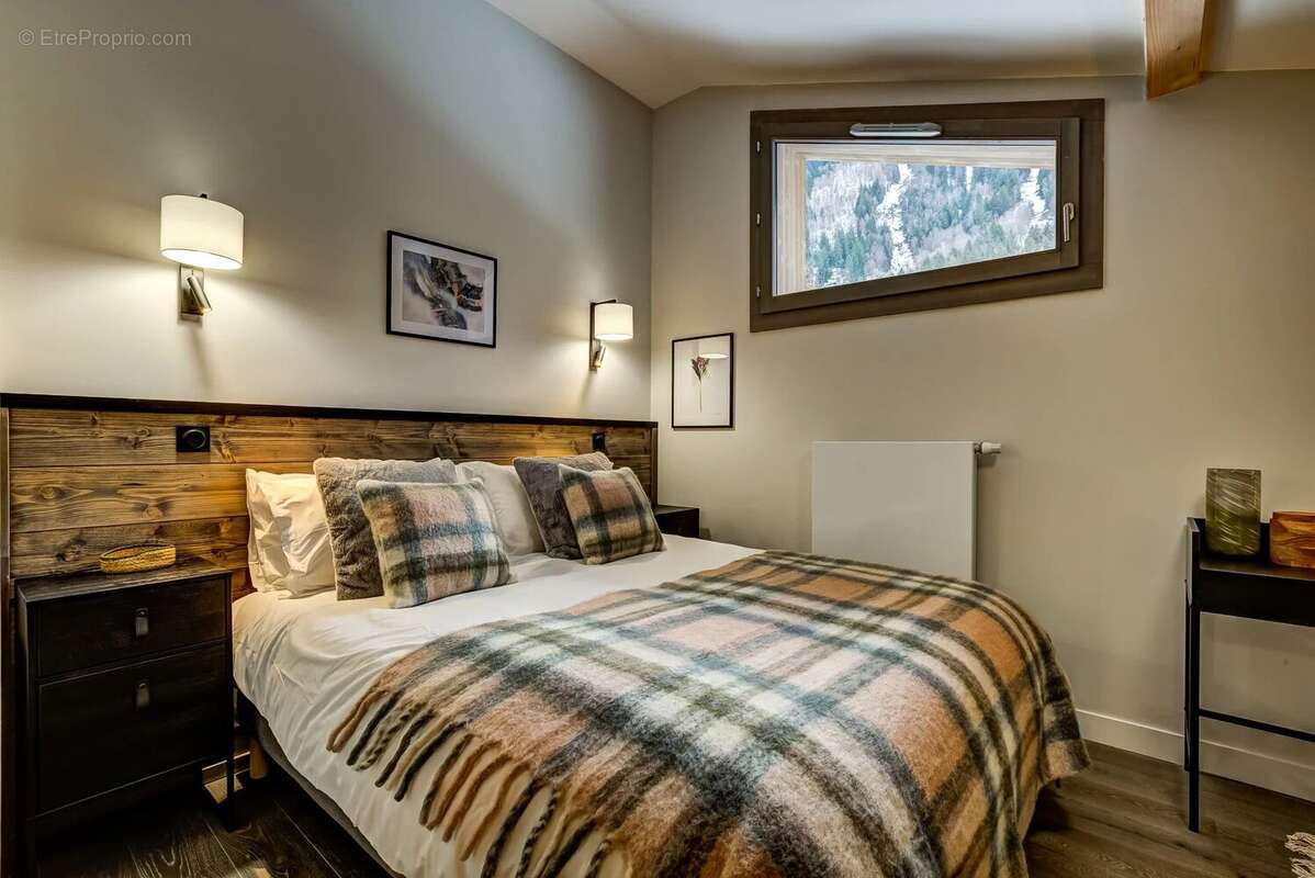 CHAMONIX – Penthouse duplex de 4 chambres, récemment construit, situé près du centre-ville - photo 12