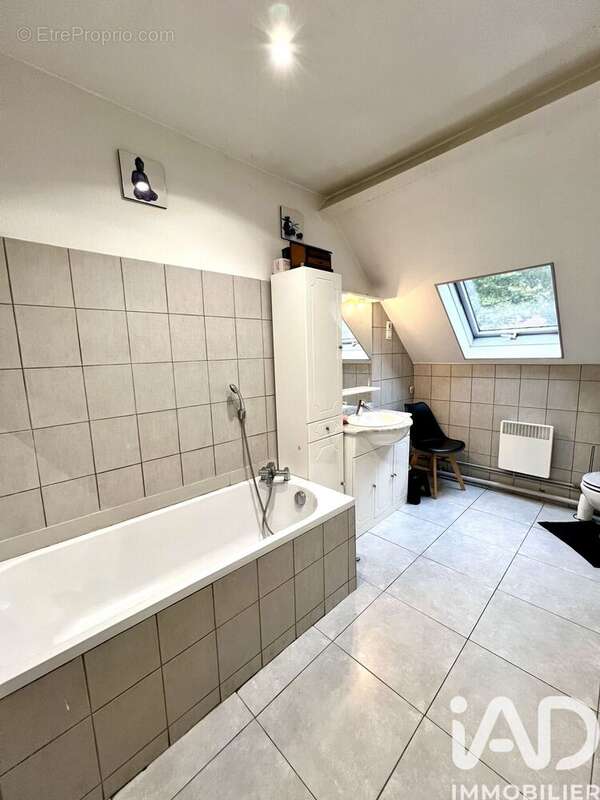 Photo 5 - Maison à VAUJOURS