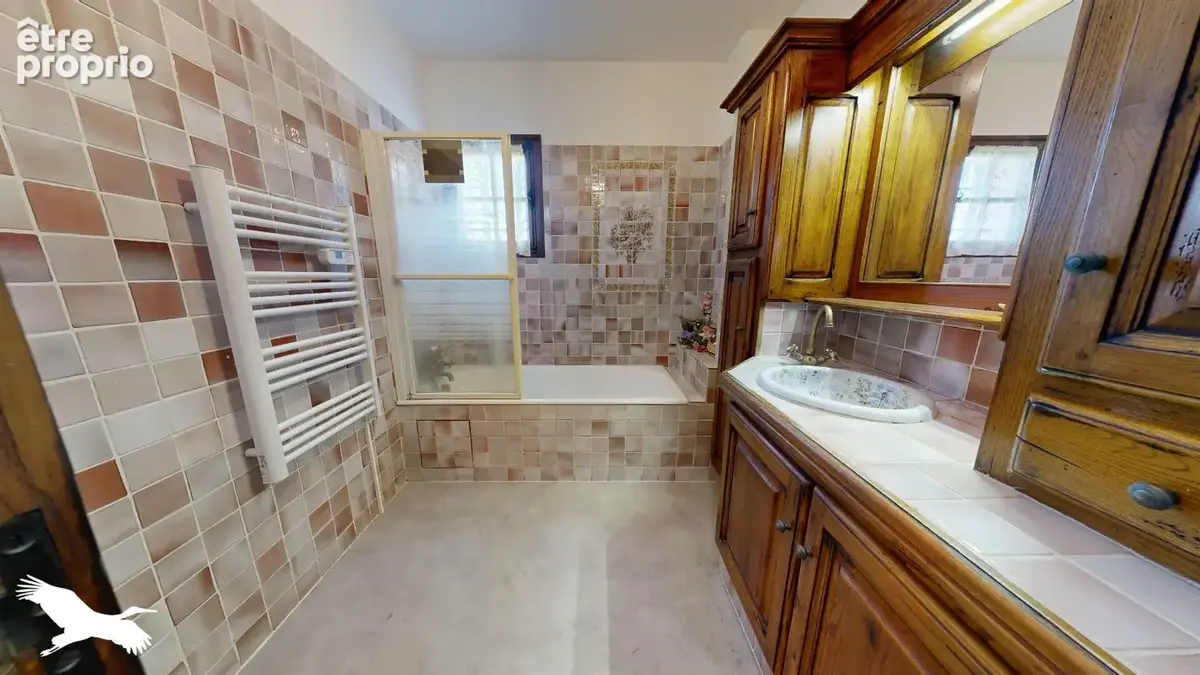 A vendre -  Allauch - Villa  7 pièces195 m2 avec jardin et piscine - dépendance - stationnement - secteur La Ribassière - 13190  - photo 13