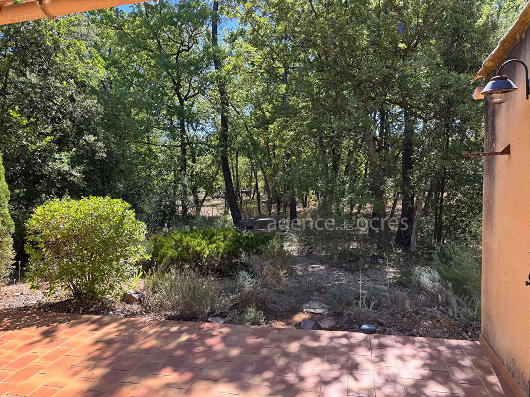 Maison à ROUSSILLON