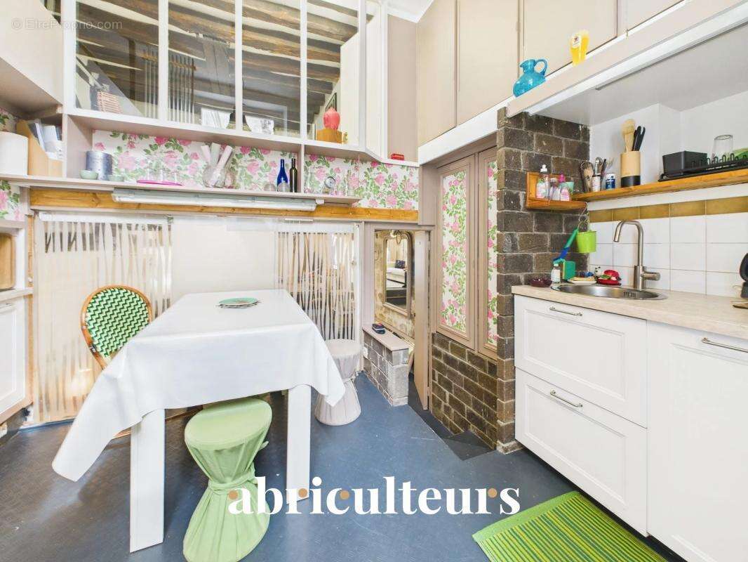 Appartement à PARIS-5E