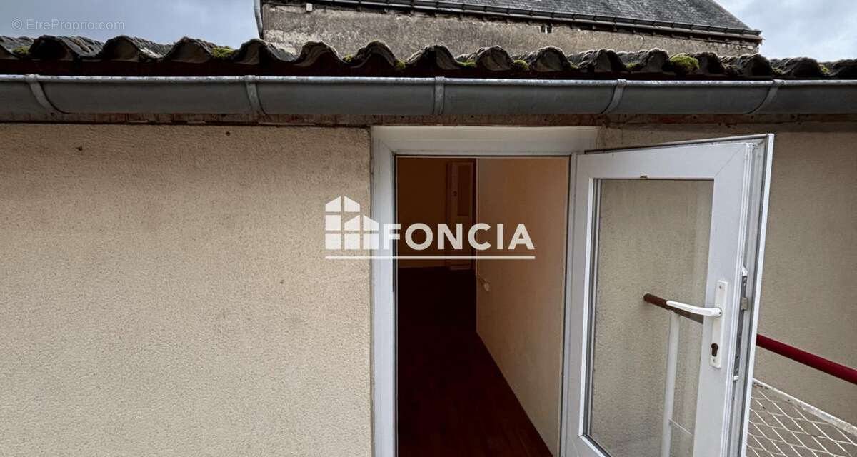 Maison à AZAY-LE-RIDEAU