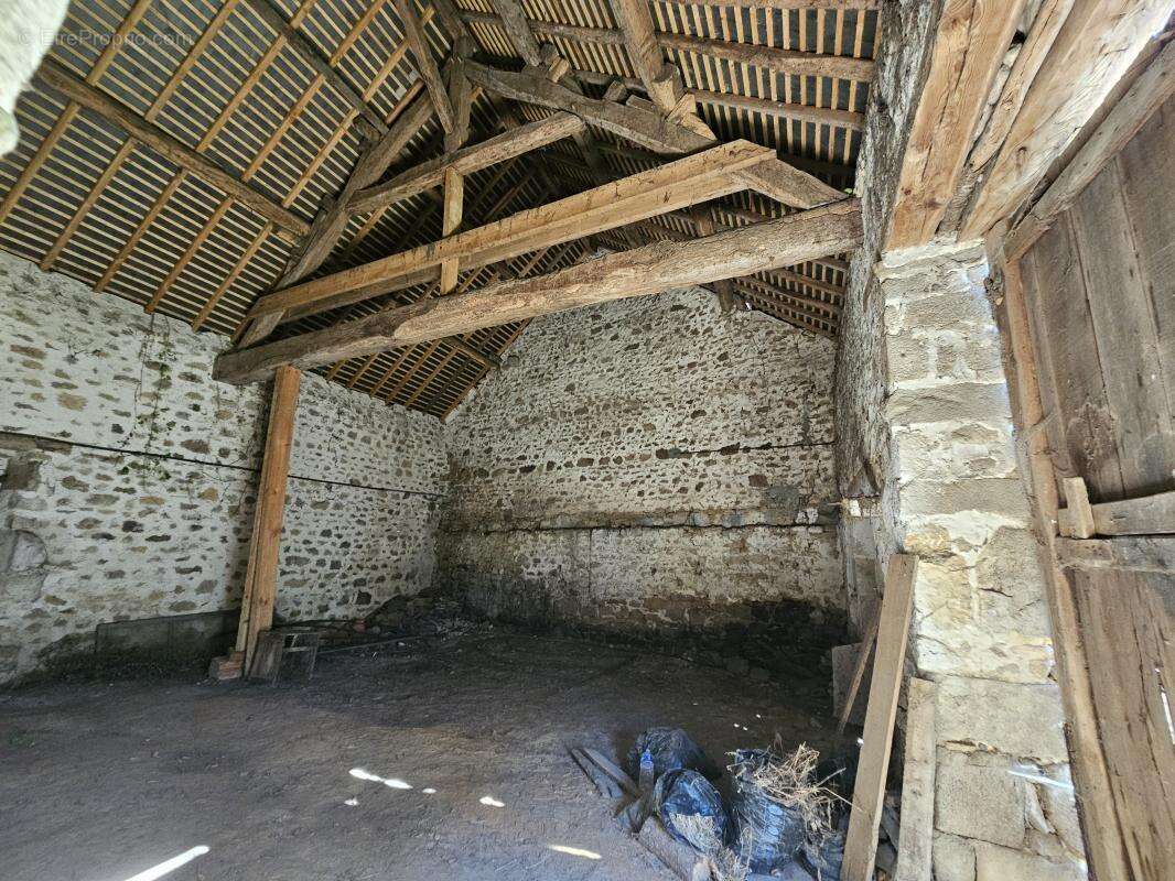 Maison à SAINT-VAURY