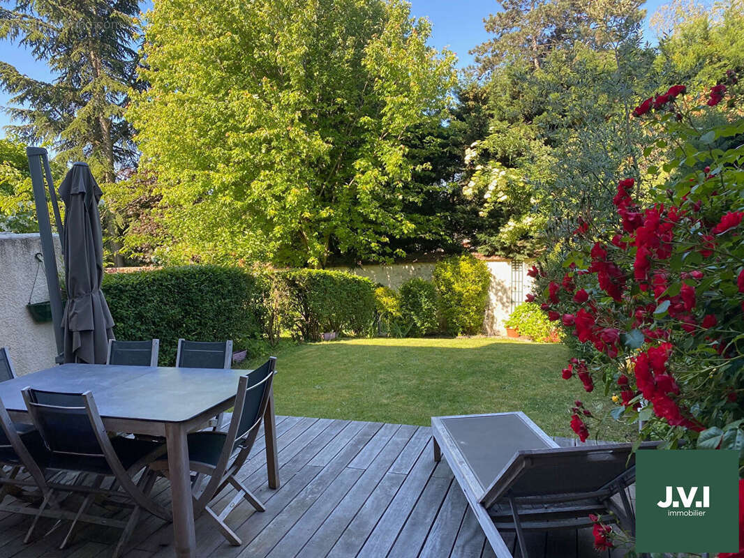 Maison à MONTMORENCY