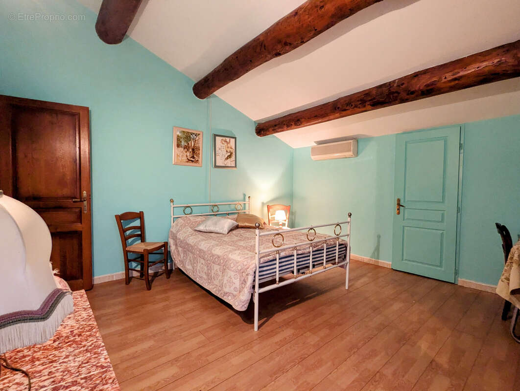 Maison à ESPONDEILHAN