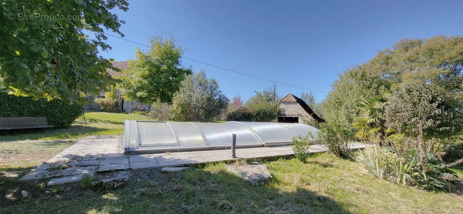 Maison à MONTFAUCON