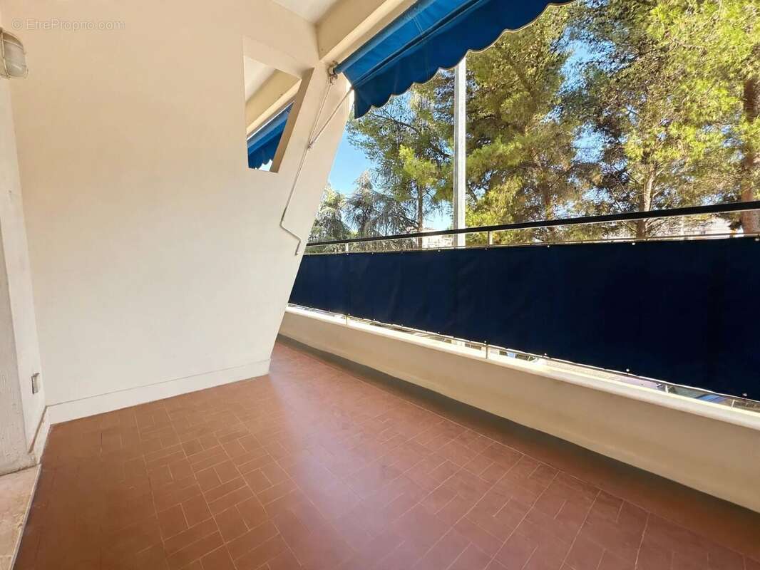 NICE - Rue des Chevaliers de Malte - 2P 55m² avec terrasse - Vue dégagée - photo 8