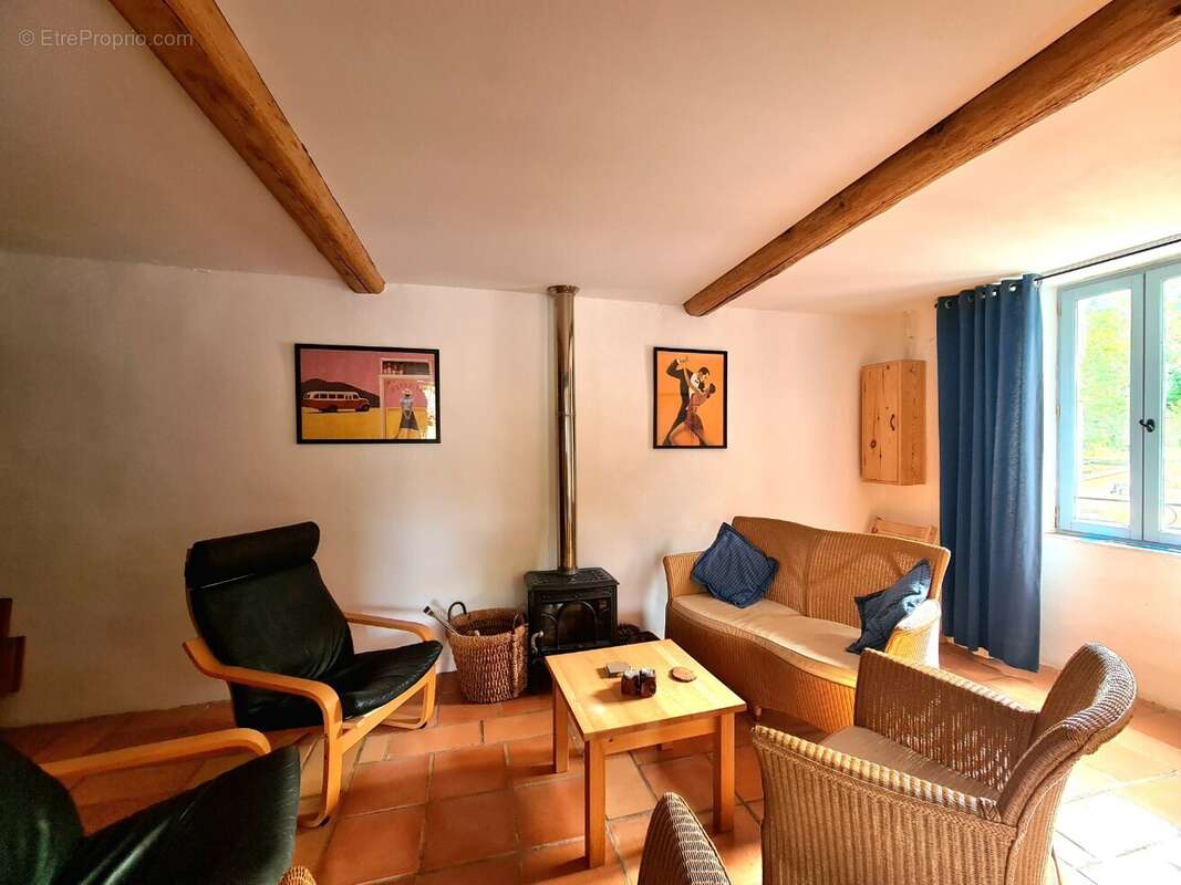 Maison à CAUSSES-ET-VEYRAN