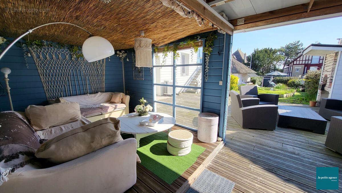 Maison à MERVILLE-FRANCEVILLE-PLAGE