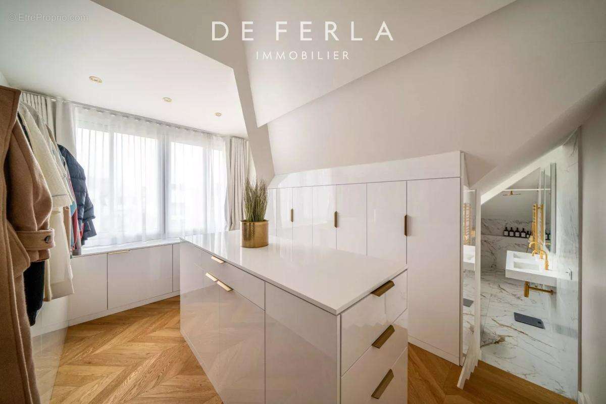 Maison à SAINT-MAUR-DES-FOSSES