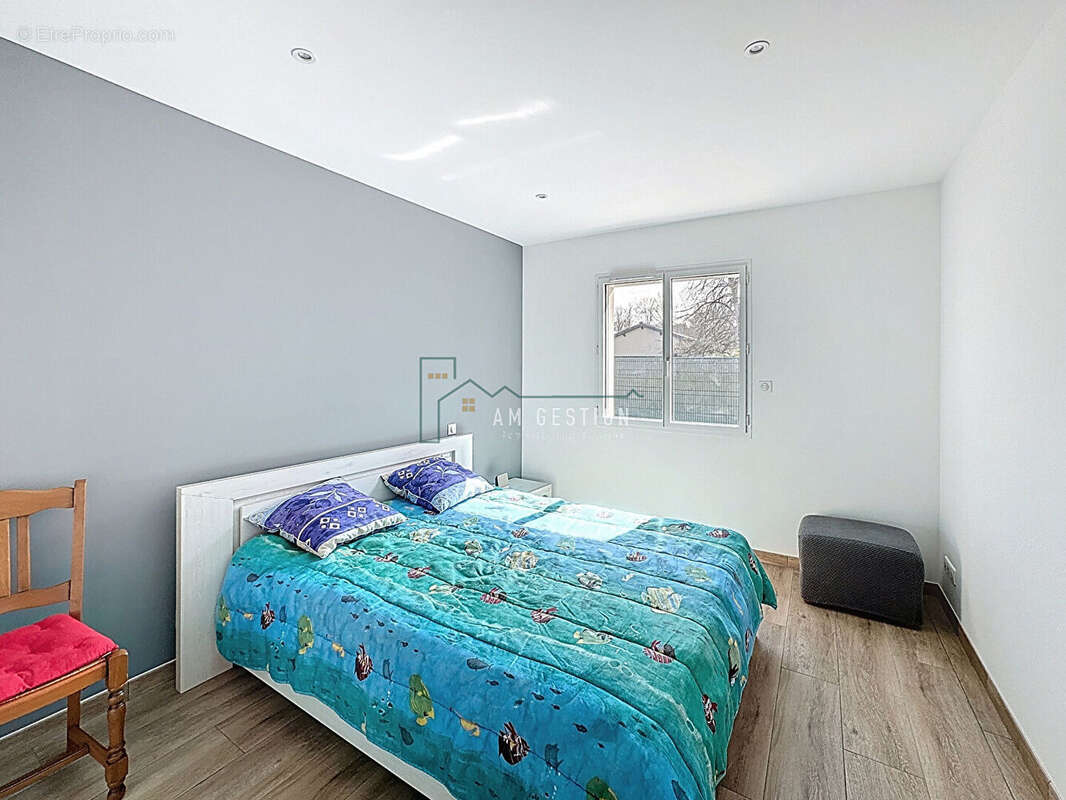 Maison à SAINT-JUNIEN