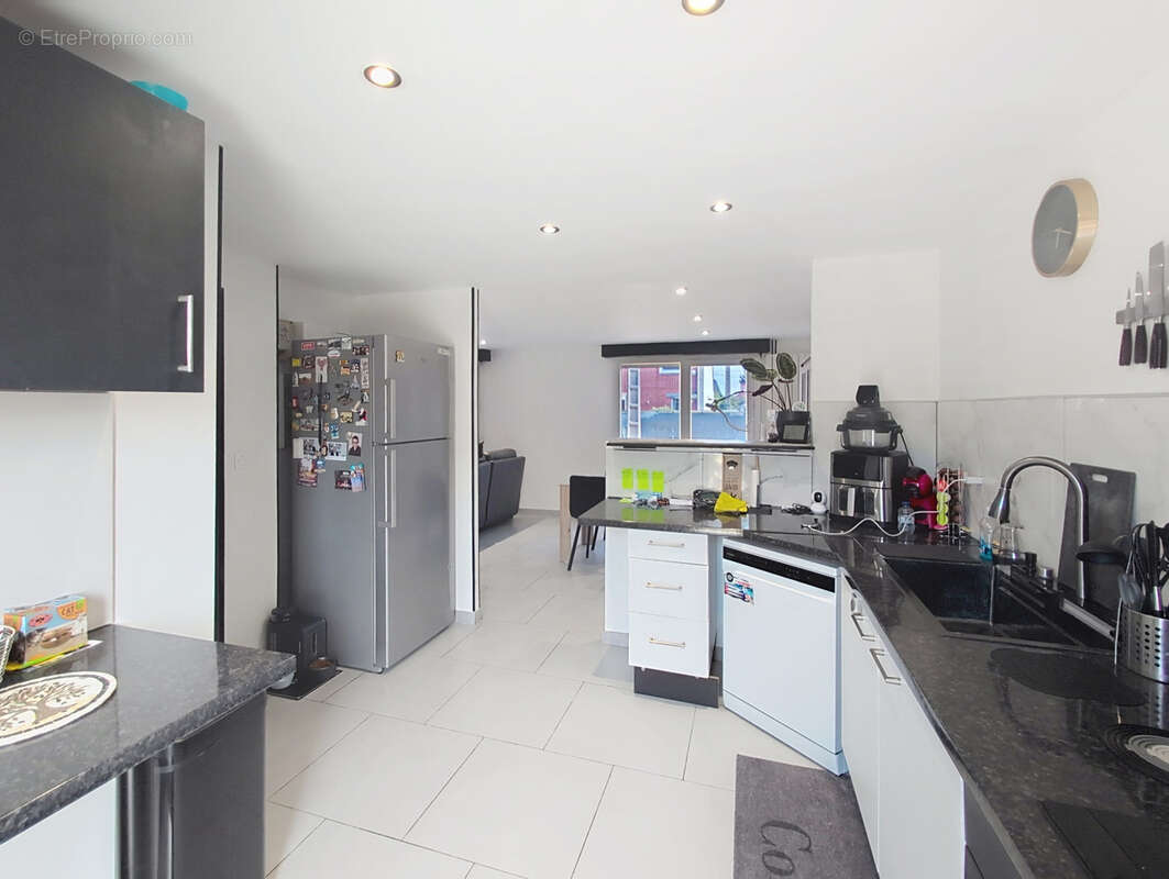 Maison semi-individuelle • 3 chambres • Garage • Jardin • 59264 Onnaing - photo 6