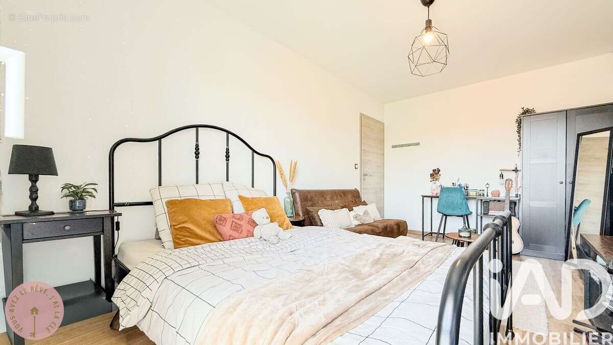 Photo 9 - Maison à CHATEL-SAINT-GERMAIN