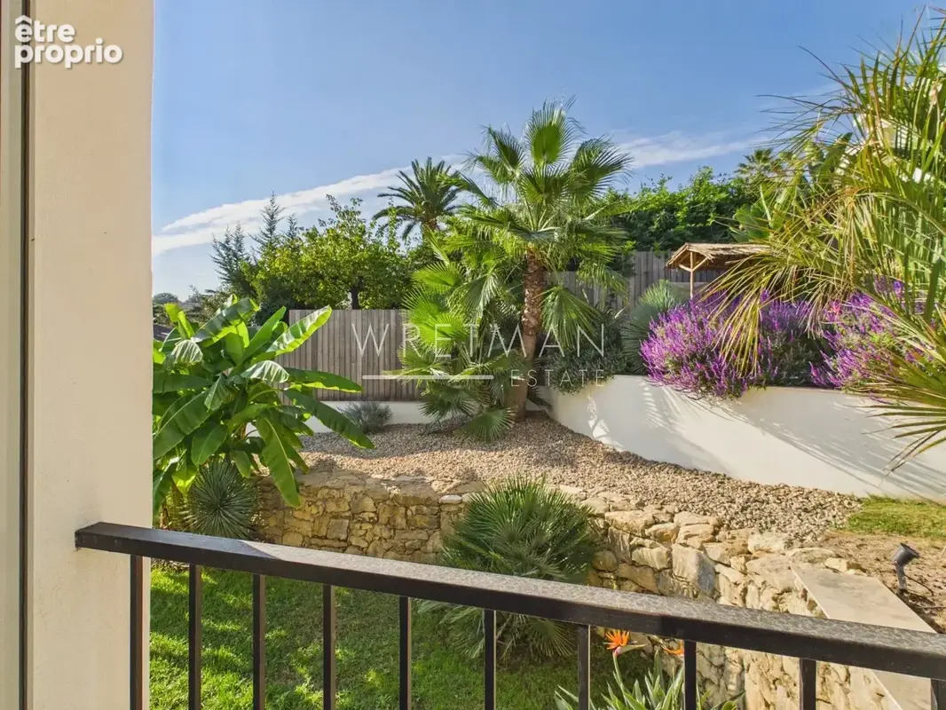 Villa récemment rénovée avec piscine - Antibes - photo 10