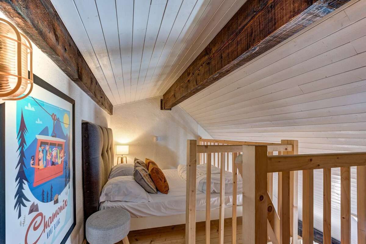 CHAMONIX – Un appartement en triplex dans le centre-ville - photo 8