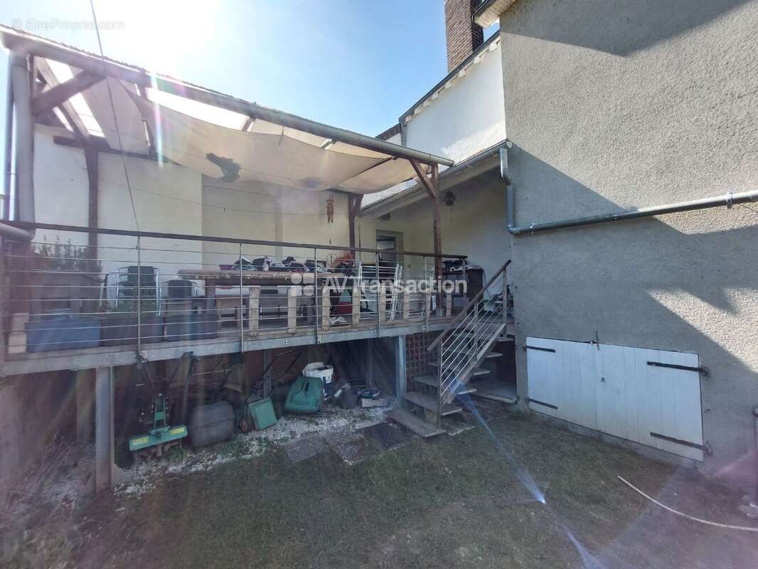 Maison 218 m² à Force  - photo 6