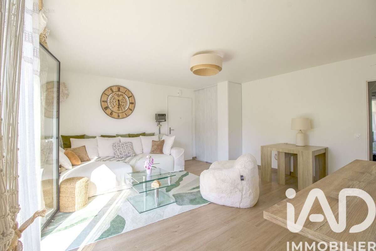Photo 3 - Appartement à CRESPIERES