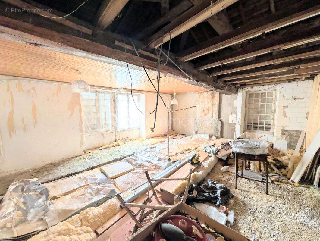 SAINT-VAIZE – Ensemble immobilier à fort potentiel aux portes de Saintes 85000€ - photo 16