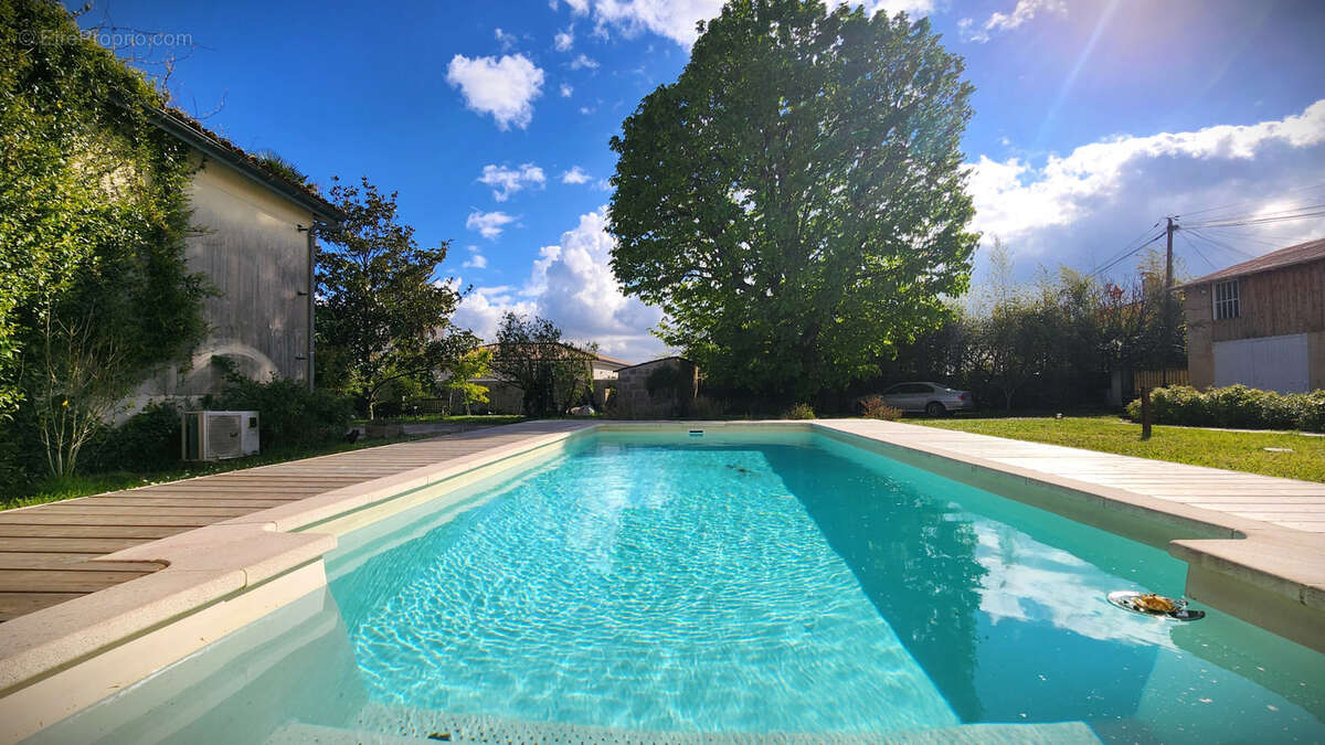 Maison à SAINT-ANDRE-DE-CUBZAC