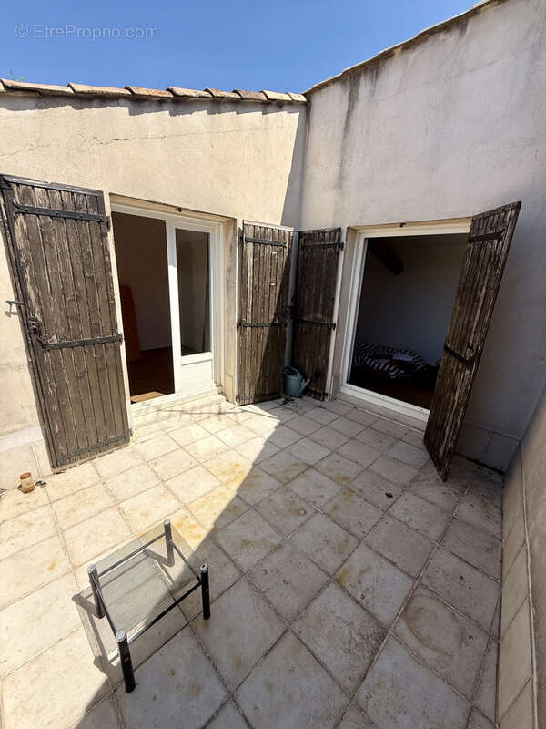 Maison à VILLEVIEILLE
