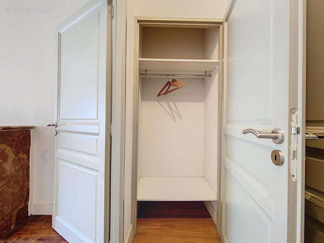 Appartement à LYON-6E