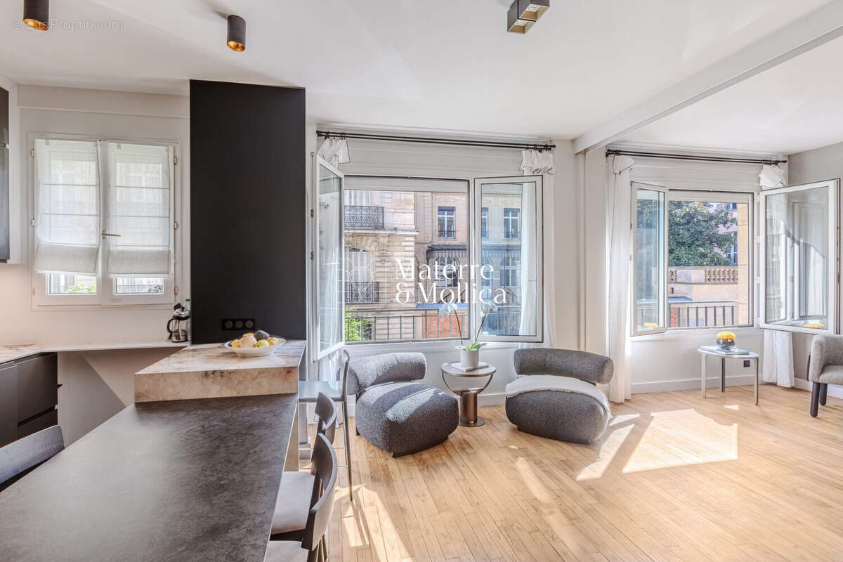 Appartement à PARIS-6E