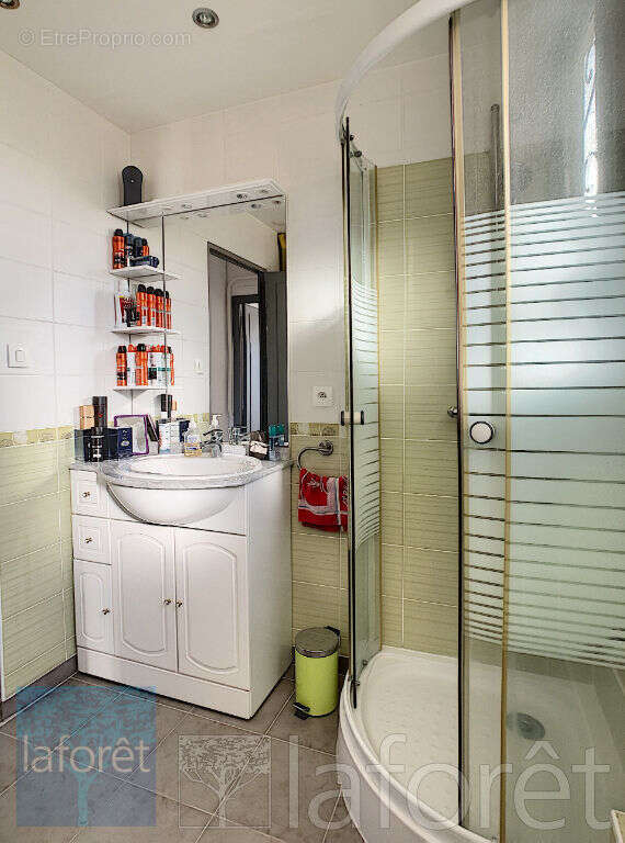 Appartement à FOUGERES