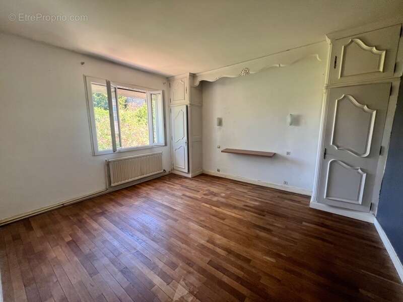 Grande Maison 140 m² – HYPER CENTRE– Jardin, garage, dépendance - photo 14