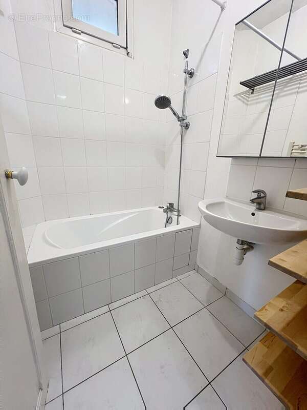 Appartement à ISSY-LES-MOULINEAUX