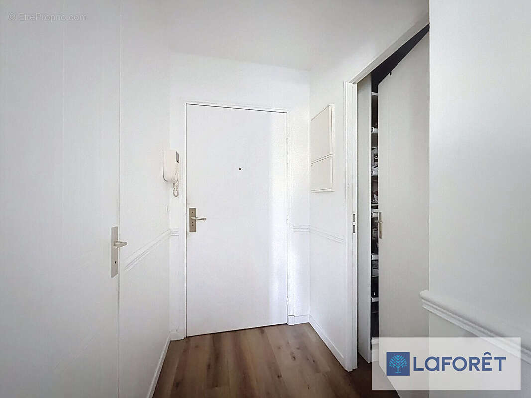Appartement à LE PLESSIS-TREVISE