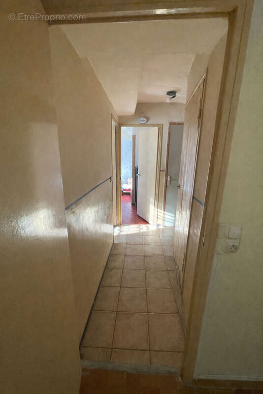 Maison à LE CASTELLET