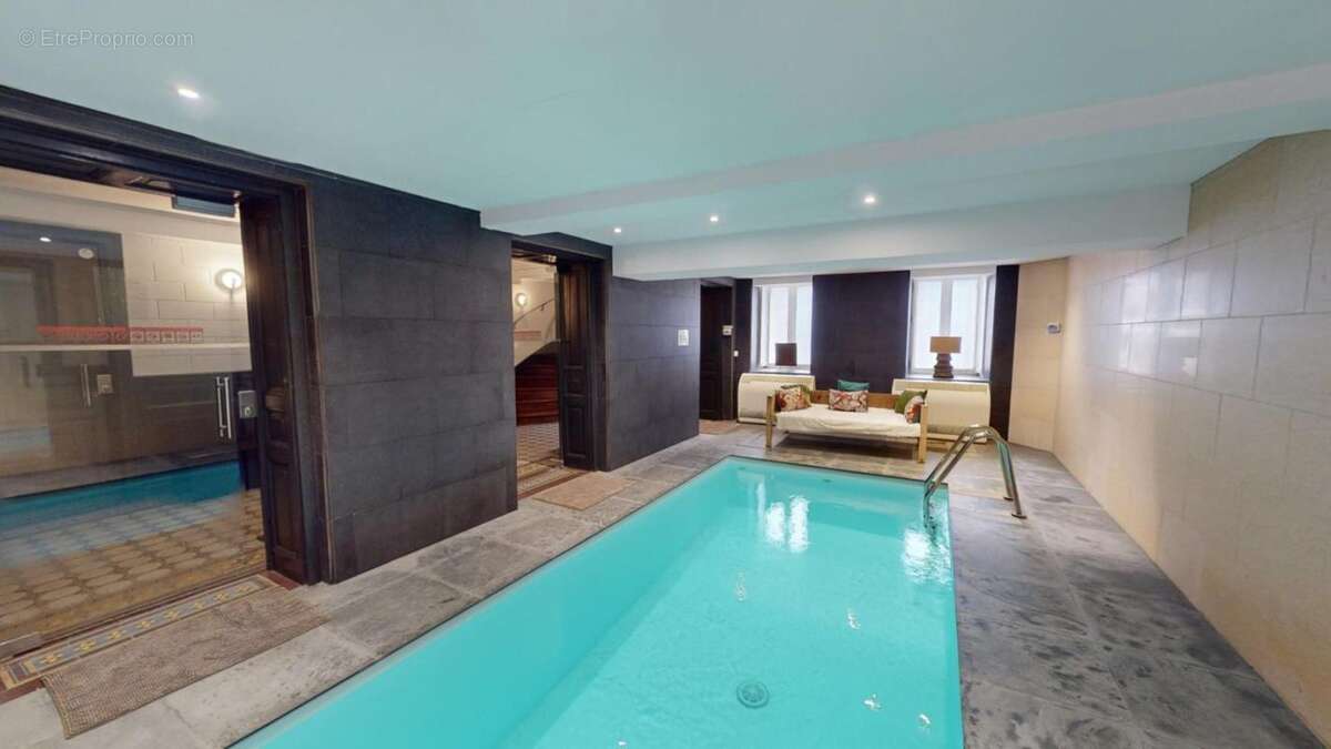 Appartement à BAGNERES-DE-LUCHON