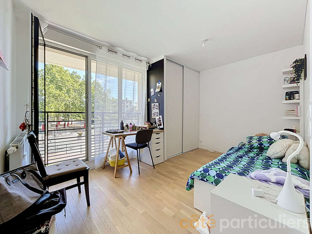Appartement à SAINT-MAUR-DES-FOSSES