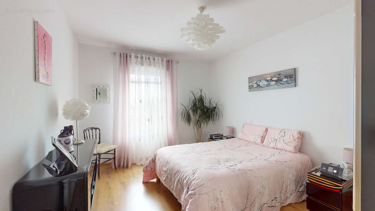 Appartement à CORNEBARRIEU