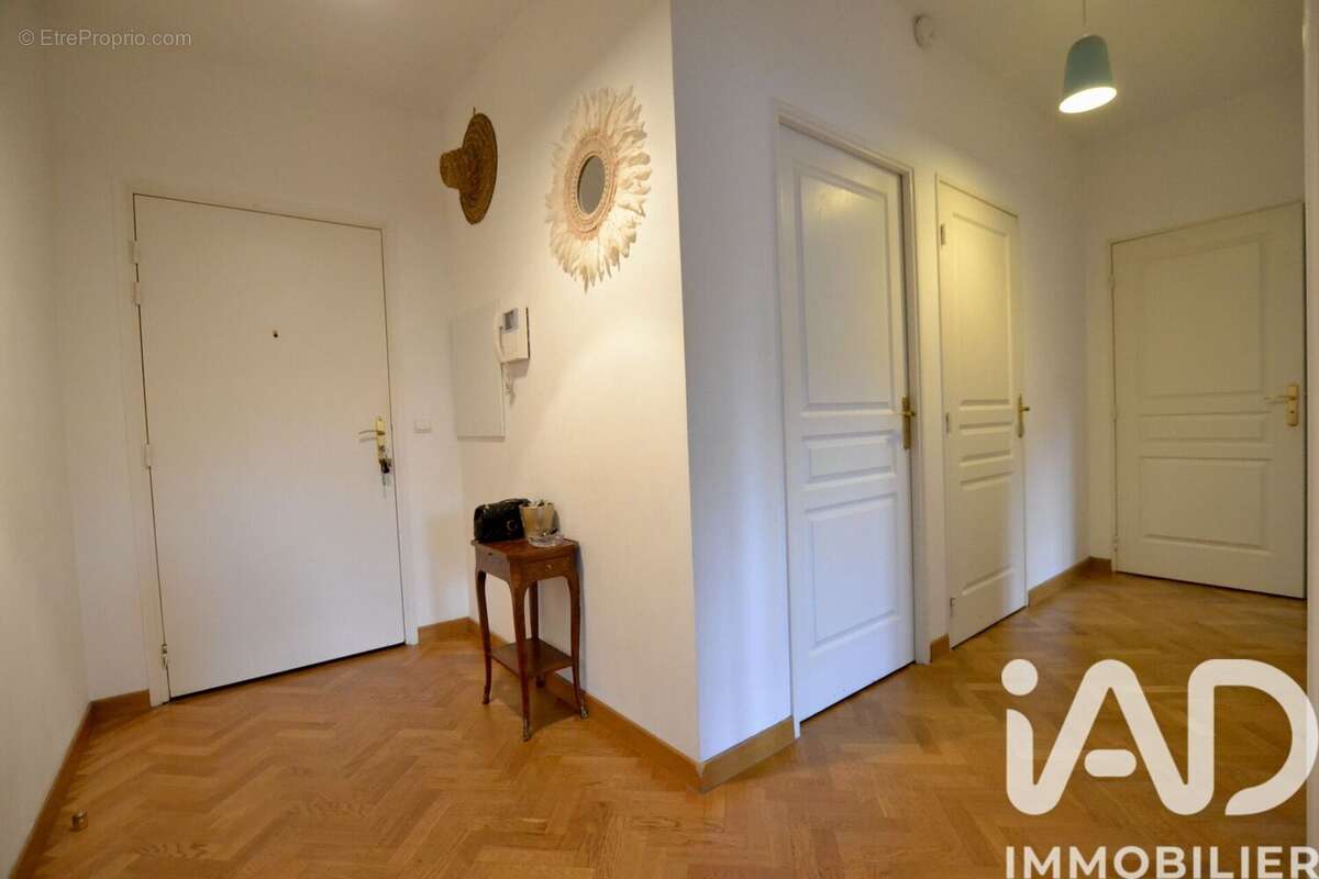 Photo 8 - Appartement à VILLENNES-SUR-SEINE