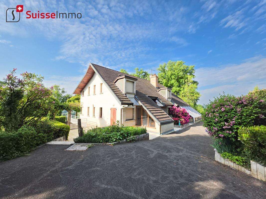 Maison à L'ISLE-SUR-LE-DOUBS