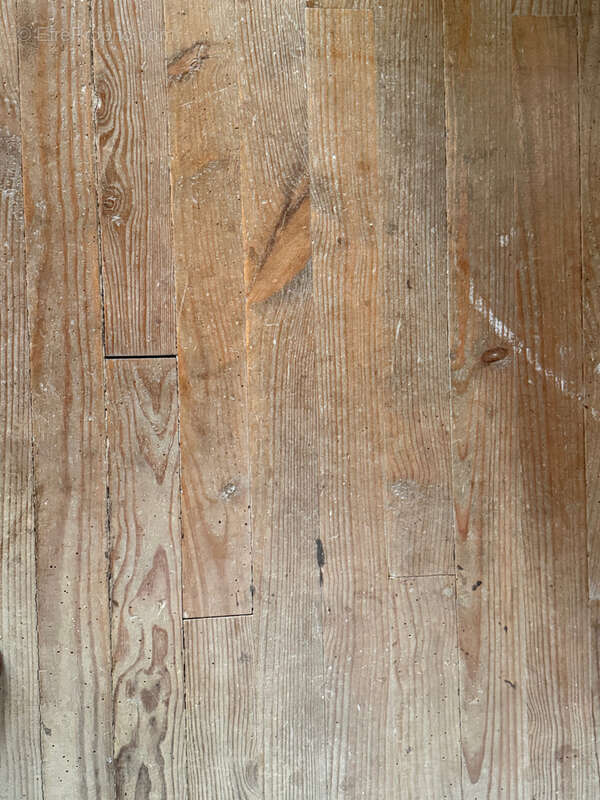 Maison à GOUTTIERES