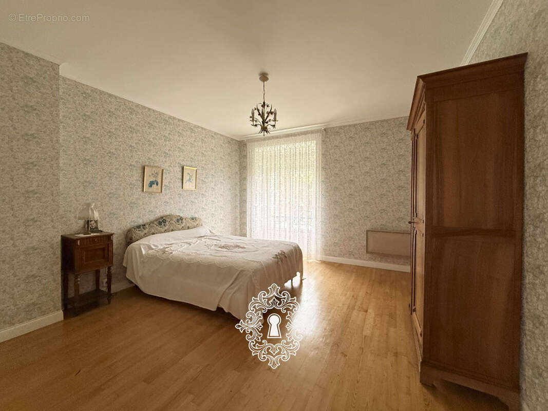 Maison à LONGUEVILLE