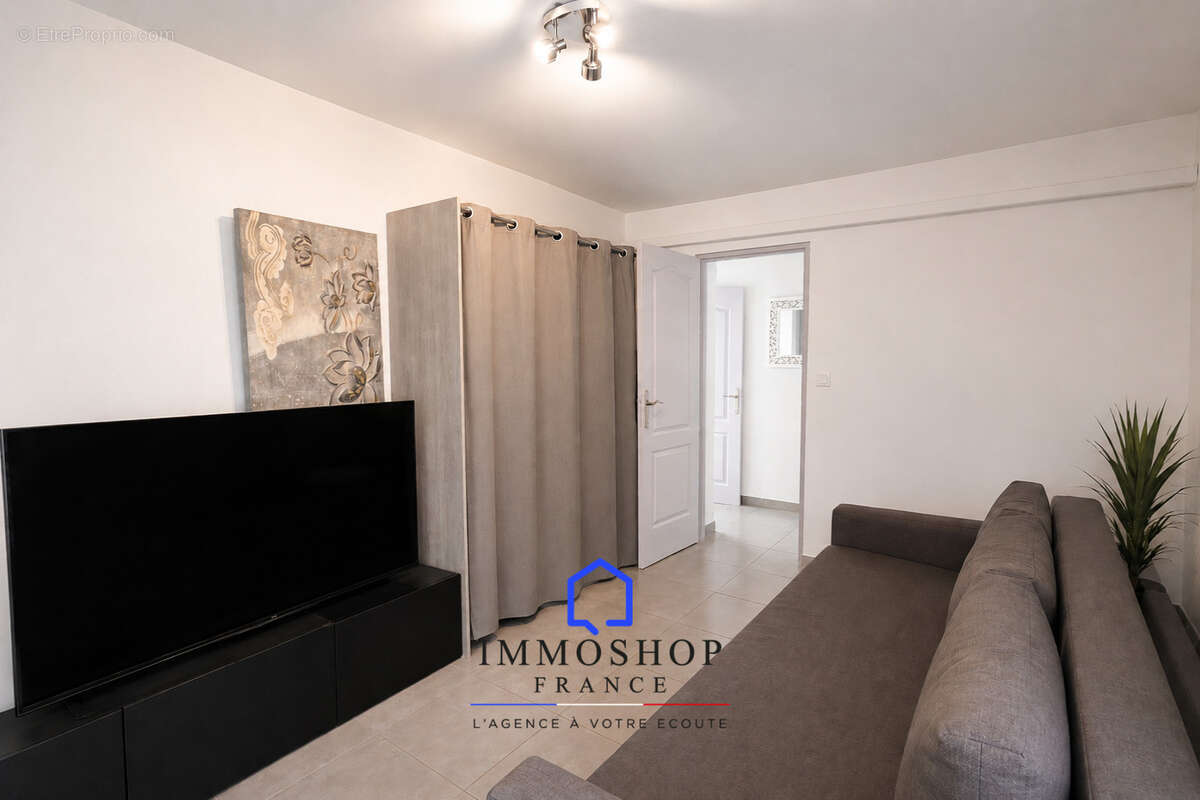 Appartement T3 CARRO (13500) - photo 5