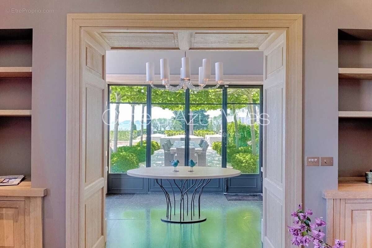 Maison à MOUGINS