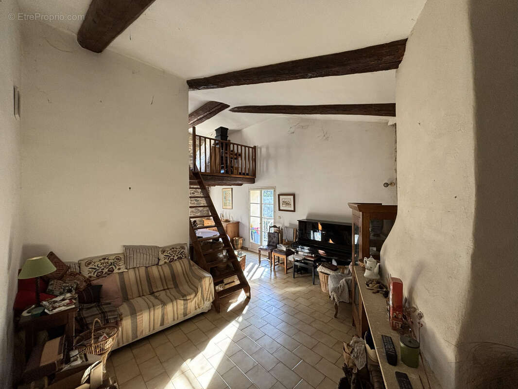 Maison à CALVISSON