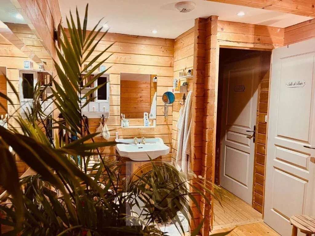 Maison à MOLLEVILLE