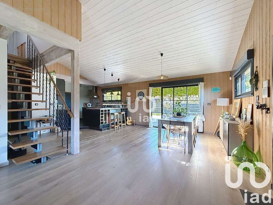 Photo 3 - Maison à SALLES