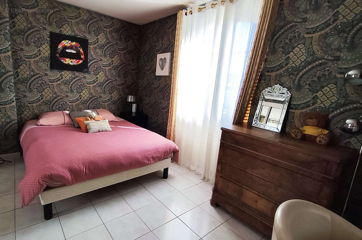 Maison à SAINT-MARTIN-DE-VALGALGUES