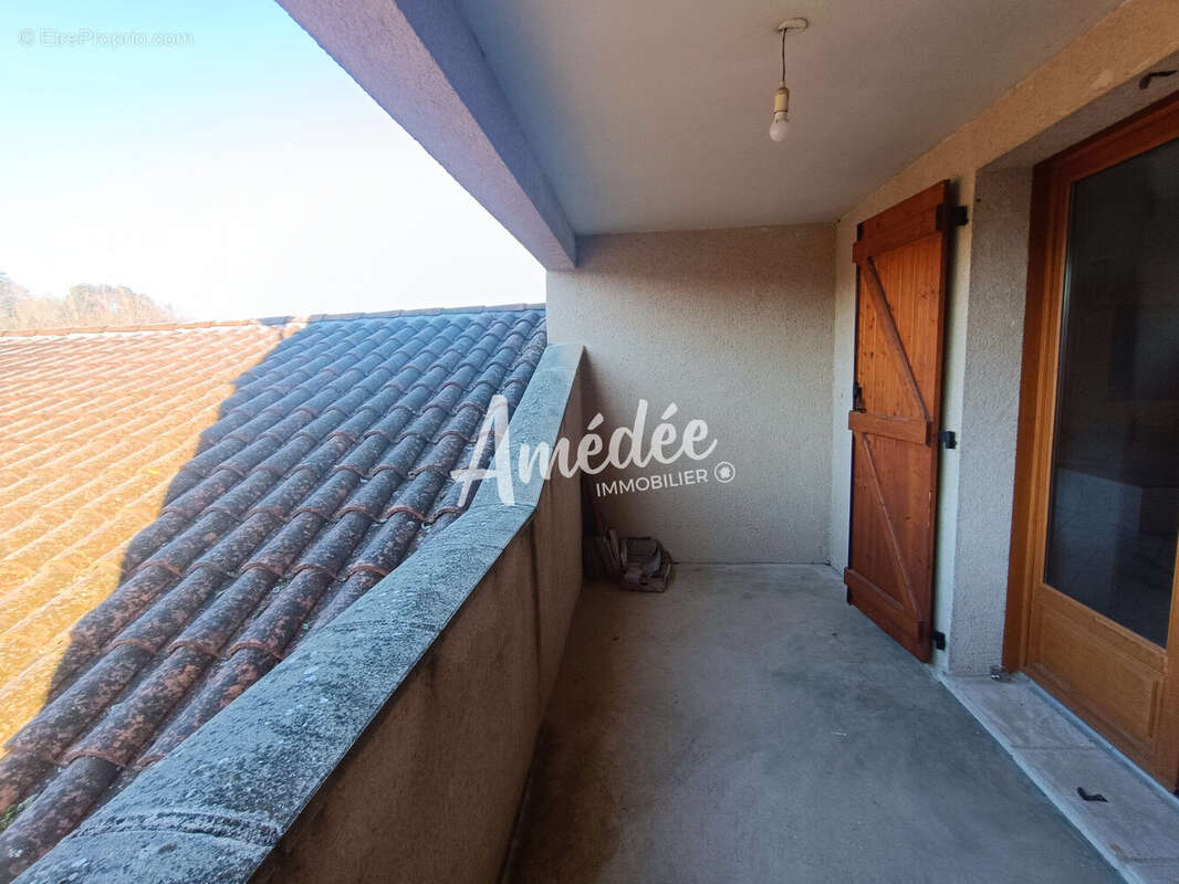 Appartement à AYNAC