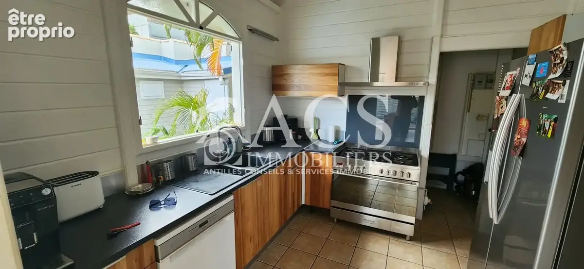 Villa créole T4 avec mezzanine, piscine et vue mer - photo 6