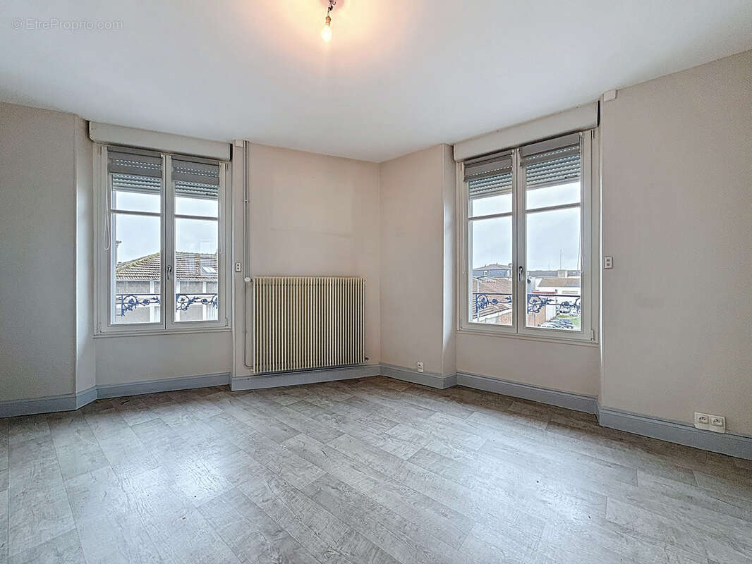 Appartement à VITTEL