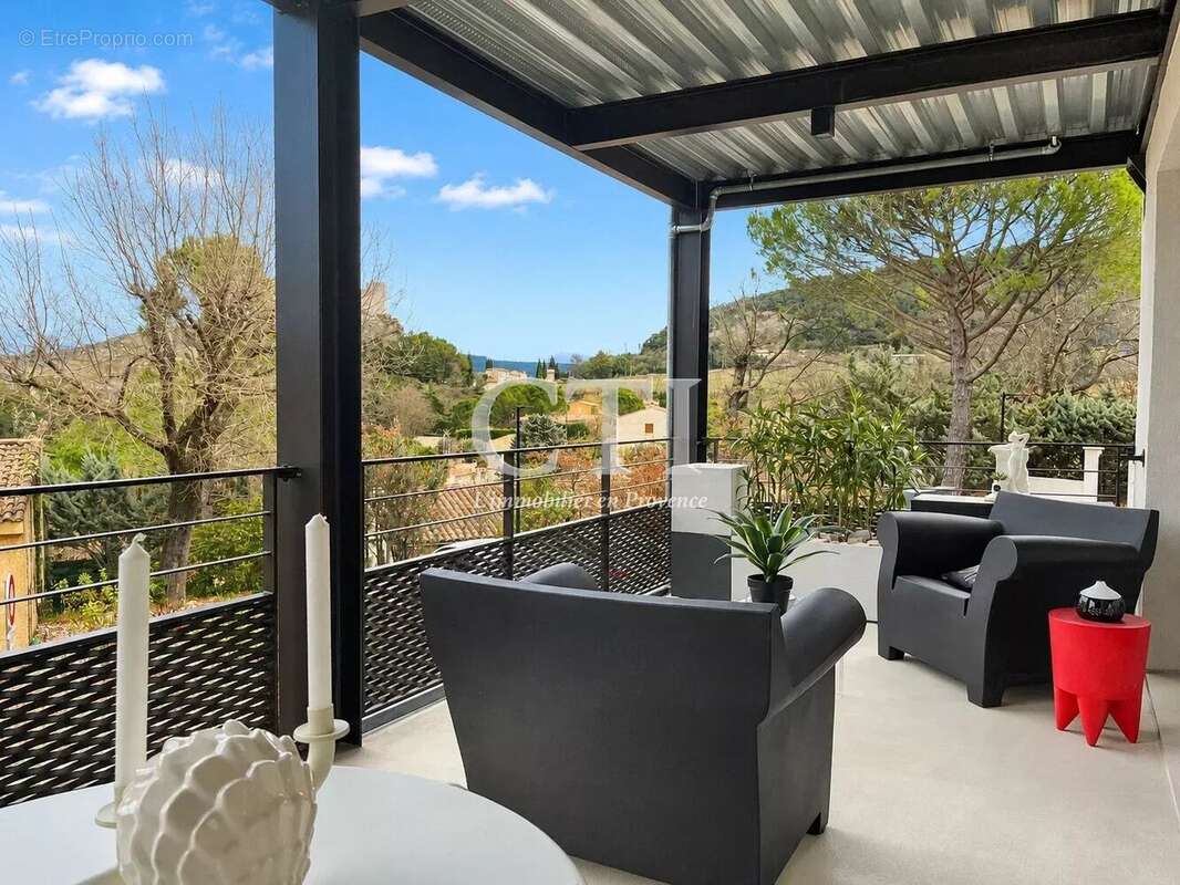 Appartement à VAISON-LA-ROMAINE