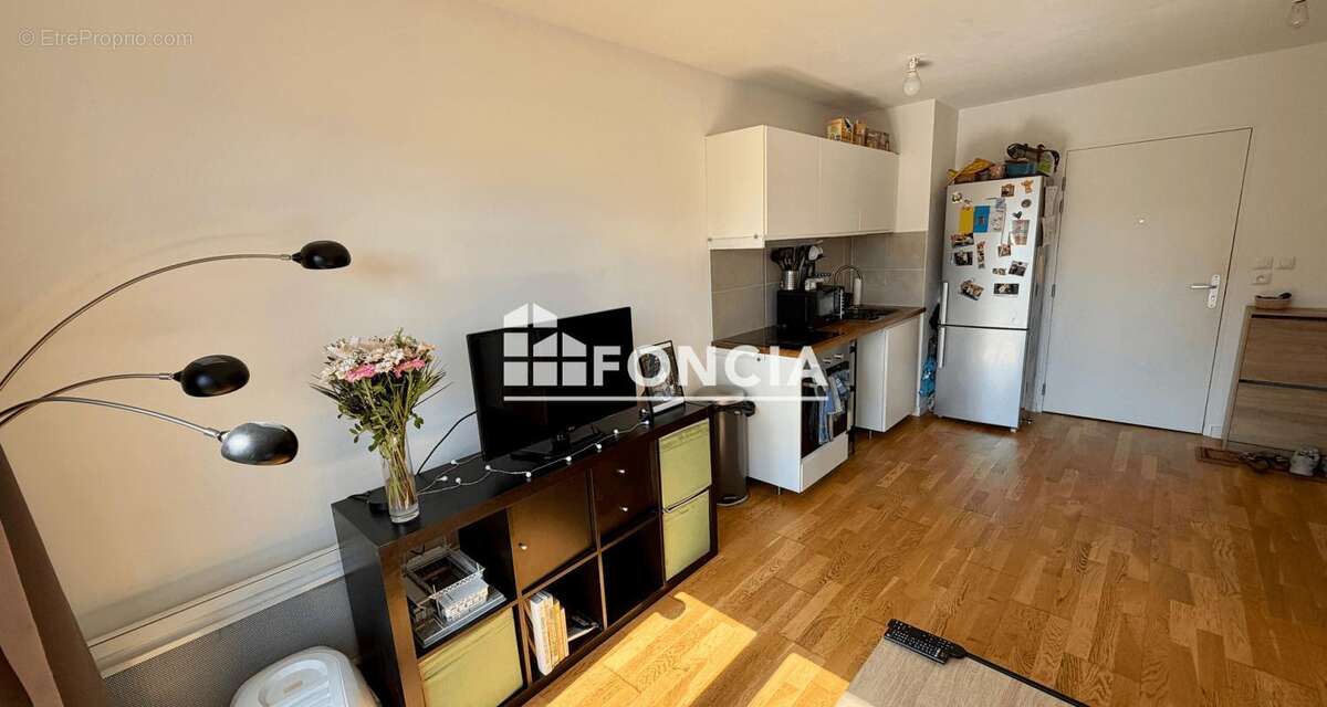 T2 avec parking en residence recente de standing - photo 2